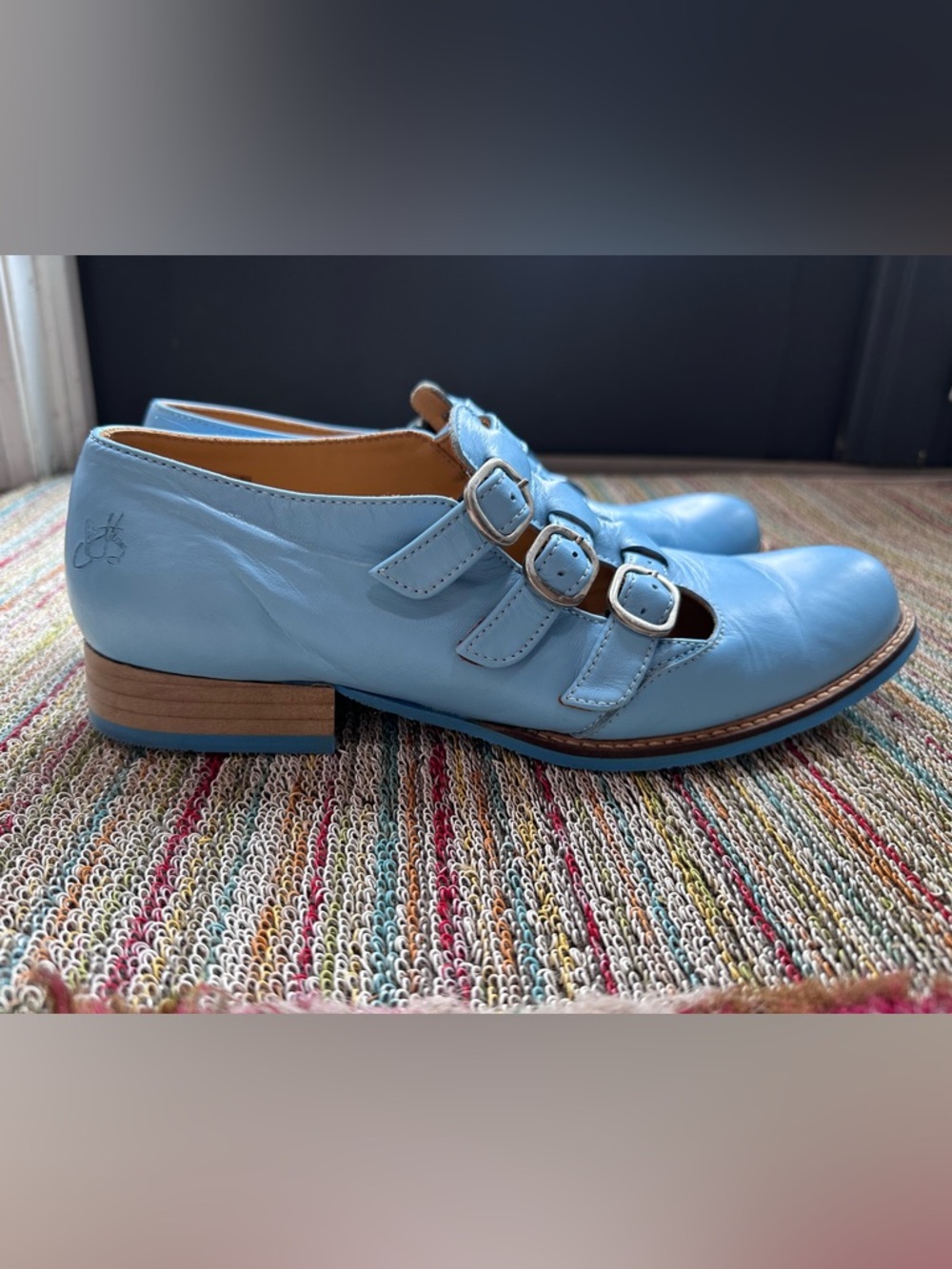 Fluevog EXCELLENT Biblio McPhee baby blue leather triple t-strap buckle shoe -12 - Picture 3 of 16